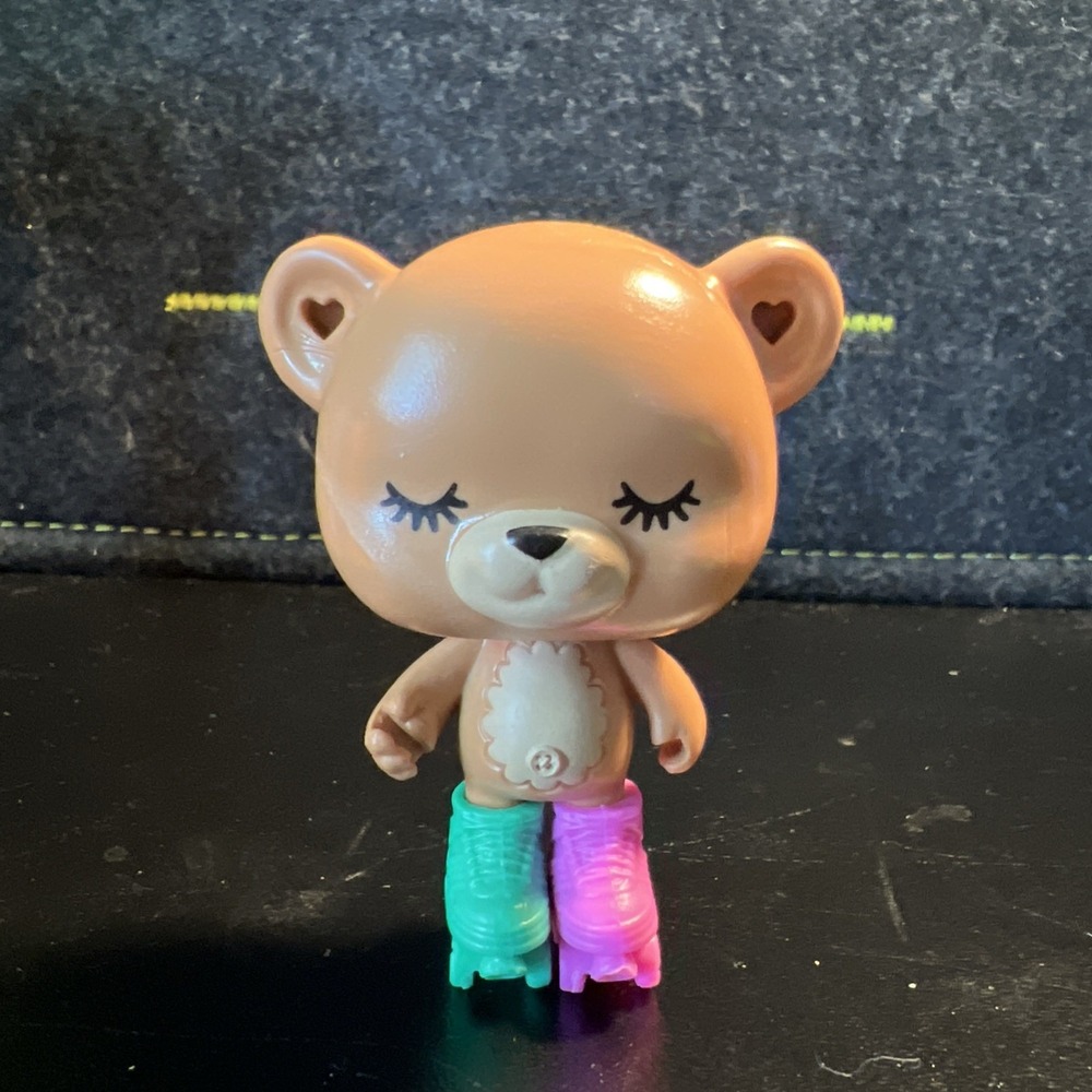Barbie Extra 8 Doll Pet Bear Animal Figure Roller Skates Brown 2021 Mattel GYJ77